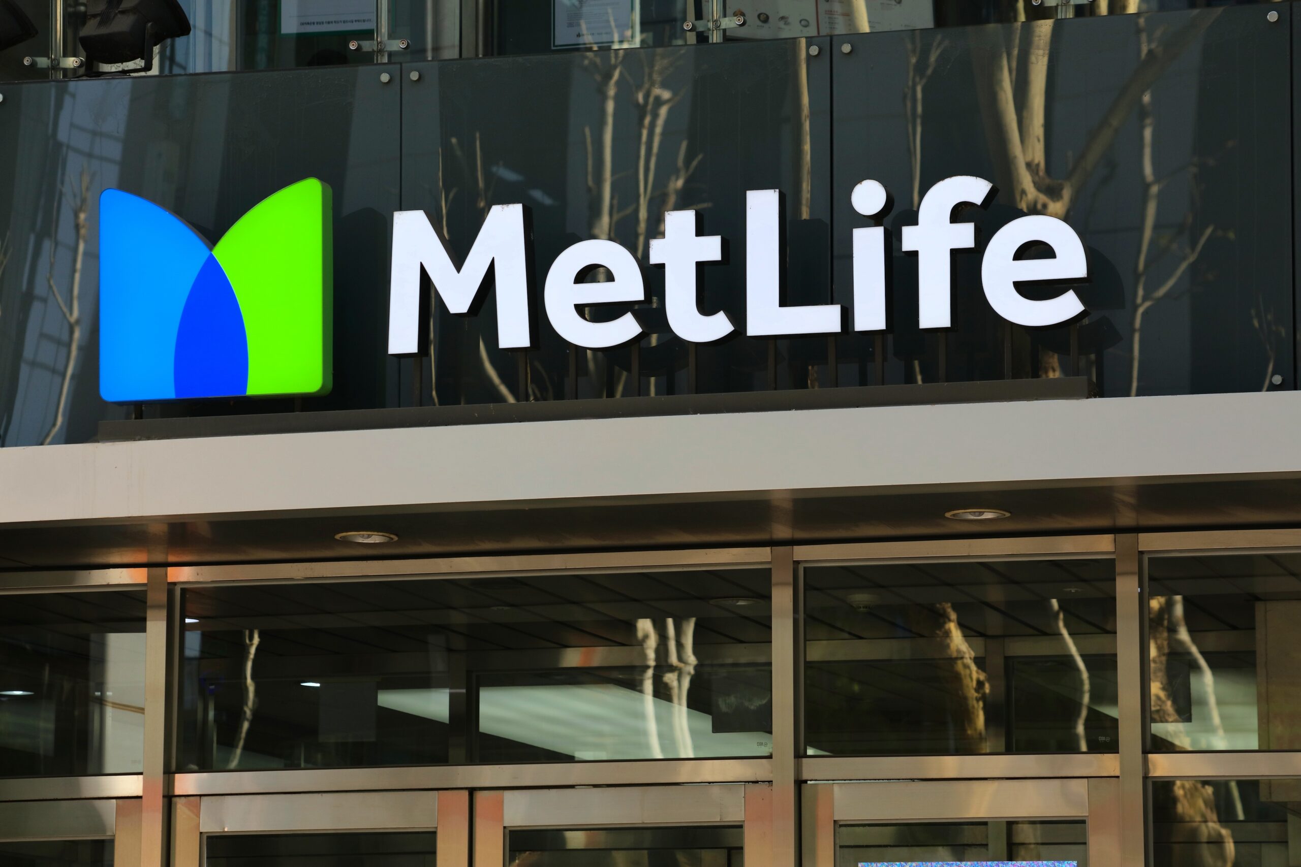 SEOUL, SOUTH KOREA - APRIL 7, 2023: MetLife office in Teheran-ro street in Gangnam, Seoul. MetLife is one of largest insurance companies in the world.
